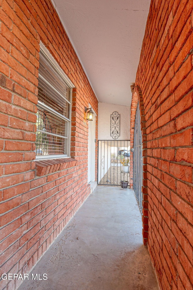 3705 Roslyn Dr, Horizon City, TX 79928 - view of hallway