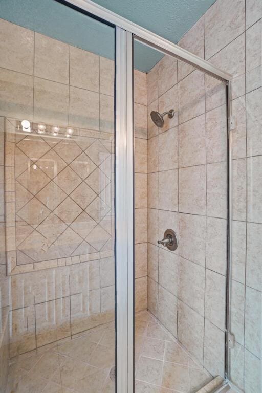 5628 Buckley Dr, El Paso, TX 79912 - full bath featuring a stall shower