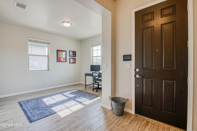 951 Airship Pl, El Paso, TX 79928 - foyer featuring light wood finished floors and baseboards