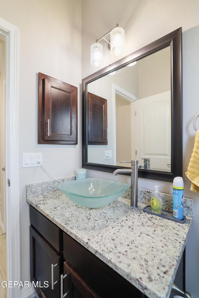 7825 Enchanted Ridge Dr, El Paso, TX 79911 - bathroom featuring vanity