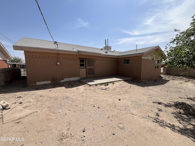 200 Romeria Dr, El Paso, TX 79907 - back of house with fence and a patio