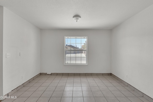 2352 Tierra Blanda Dr, El Paso, TX 79938 - spare room featuring a textured ceiling