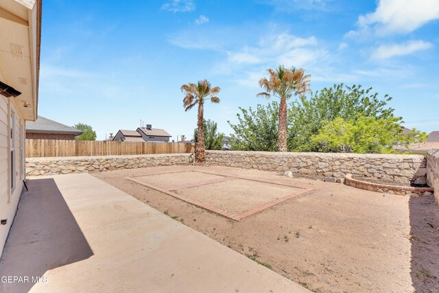 2352 Tierra Blanda Dr, El Paso, TX 79938 - view of patio with a fenced backyard