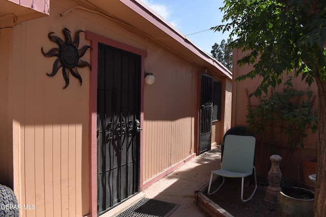 632 Mauer Rd, El Paso, TX 79915 - entrance to property