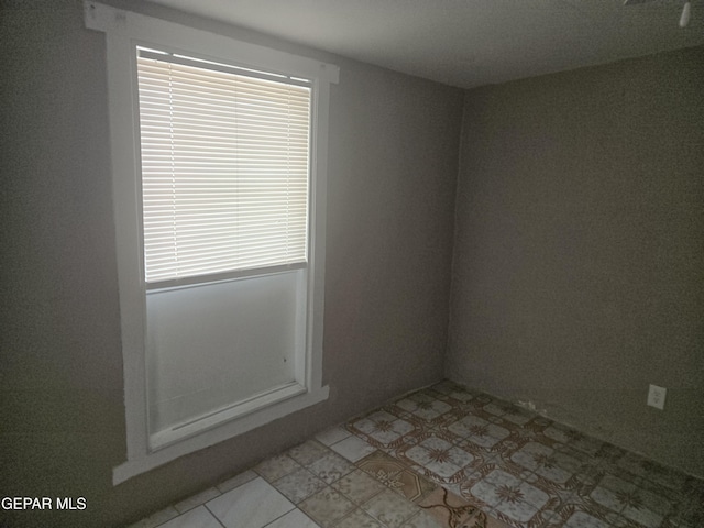 632 Mauer Rd, El Paso, TX 79915 - view of empty room