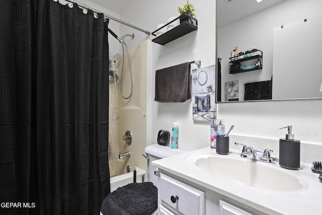 1808 Loanda Ln, El Paso, TX 79928 - full bath with vanity and shower / bath combo with shower curtain