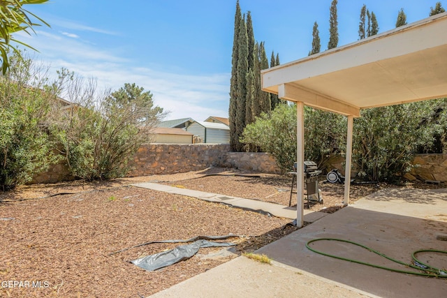 1808 Loanda Ln, El Paso, TX 79928 - view of yard with a fenced backyard and a patio