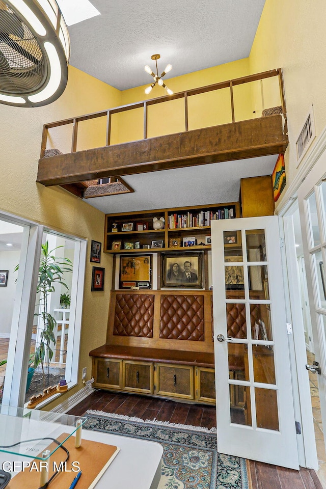 5673 Upper Valley Rd, El Paso, TX 79932 - interior space with visible vents
