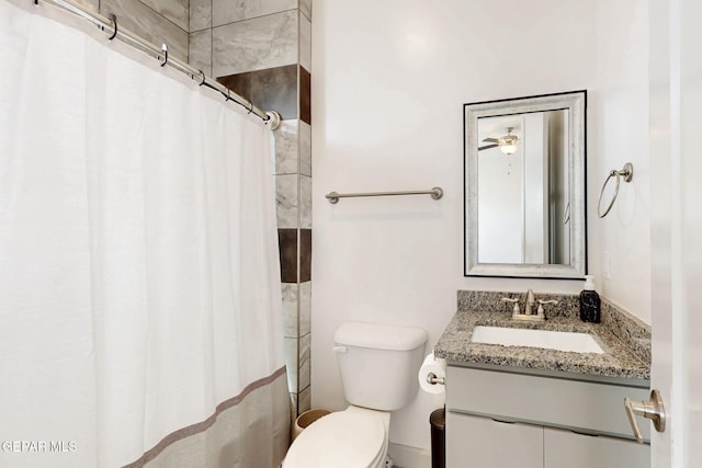 337 Vin Almoradi Ct, El Paso, TX 79912 - bathroom with a shower with shower curtain, toilet, and vanity