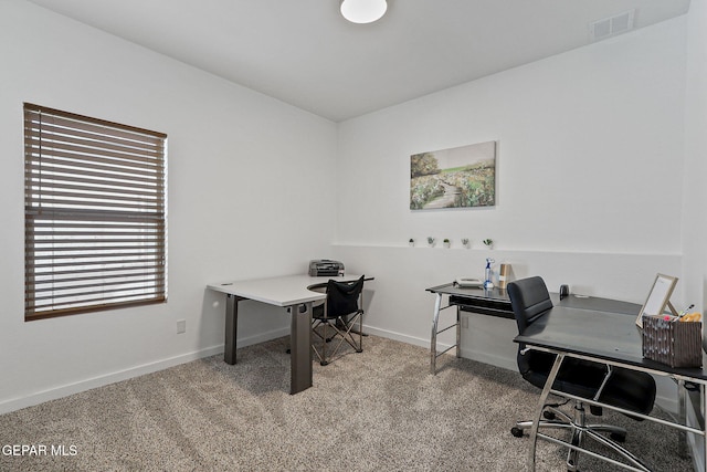 1725 Eased St, El Paso, TX 79928 - carpeted office with visible vents and baseboards