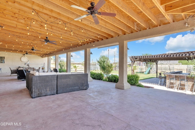 view of patio with outdoor lounge area, ceiling fan, and outdoor dining space