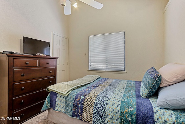 bedroom featuring carpet floors and ceiling fan