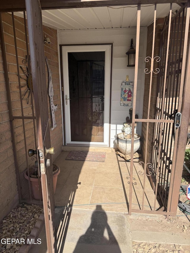 view of entrance to property