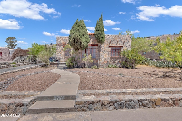 1003 Alethea Park Dr, El Paso, TX 79902 - view of front of property featuring stone siding