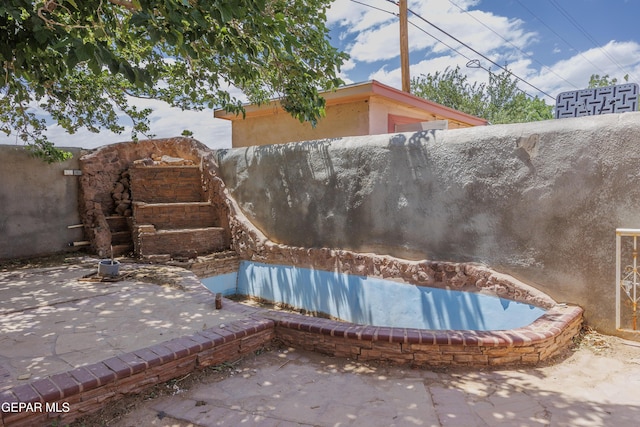9232 Morelia Rd, El Paso, TX 79907 - exterior space featuring fence