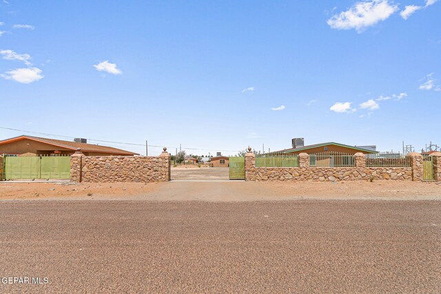 13421 Soleen Rd, El Paso, TX 79938 - photo 8