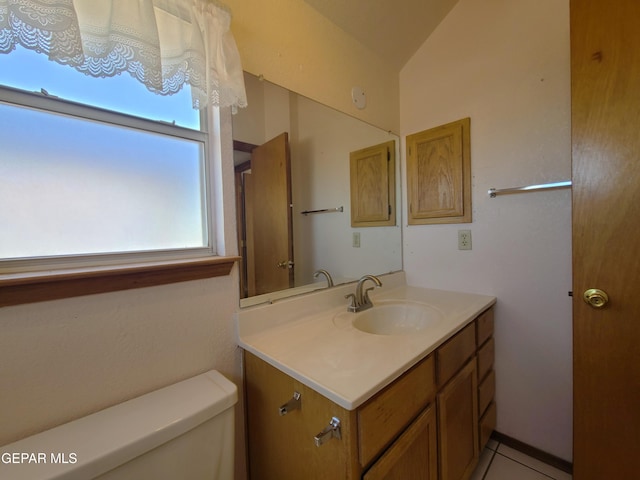 10812 Sandy Koufax Dr, El Paso, TX 79924 - half bath with toilet and vanity