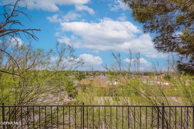 1721 Villa Santos Cir, El Paso, TX 79935 - view of balcony