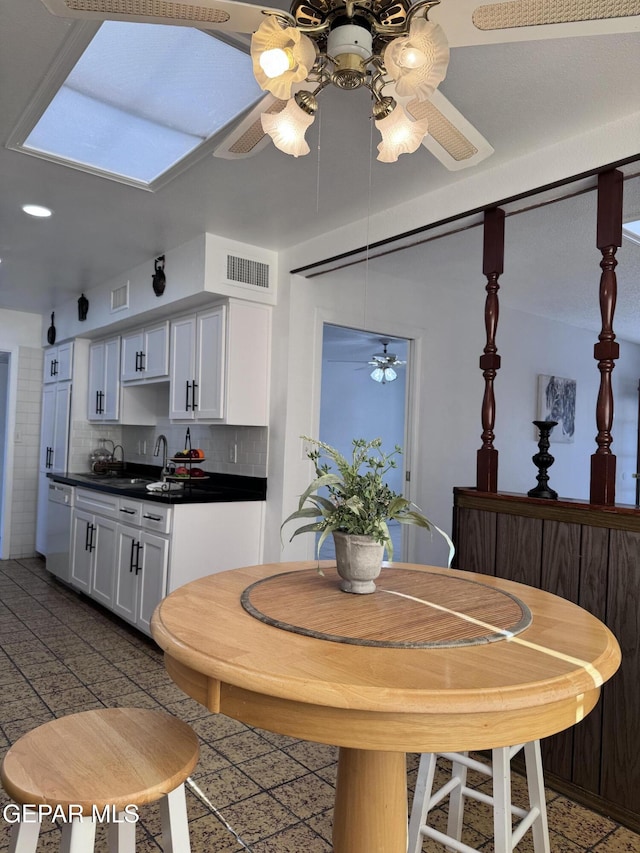 10304 Blackwood Ave, El Paso, TX 79925 - dining area featuring a ceiling fan