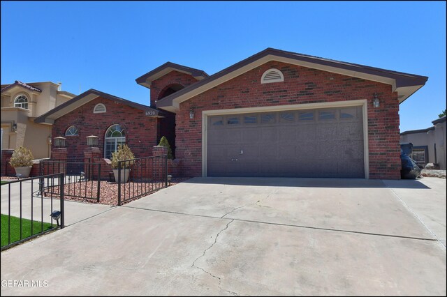 6920 Crown Ridge Dr, El Paso, TX 79912 - photo 4