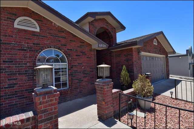 6920 Crown Ridge Dr, El Paso, TX 79912 - photo 5