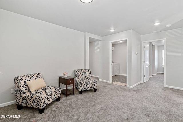 living area with baseboards, carpet flooring, washer / clothes dryer, and recessed lighting