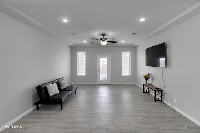 13408 Emerald Glass Dr, Horizon City, TX 79928 - entrance foyer with a ceiling fan, recessed lighting, baseboards, and light wood-style flooring
