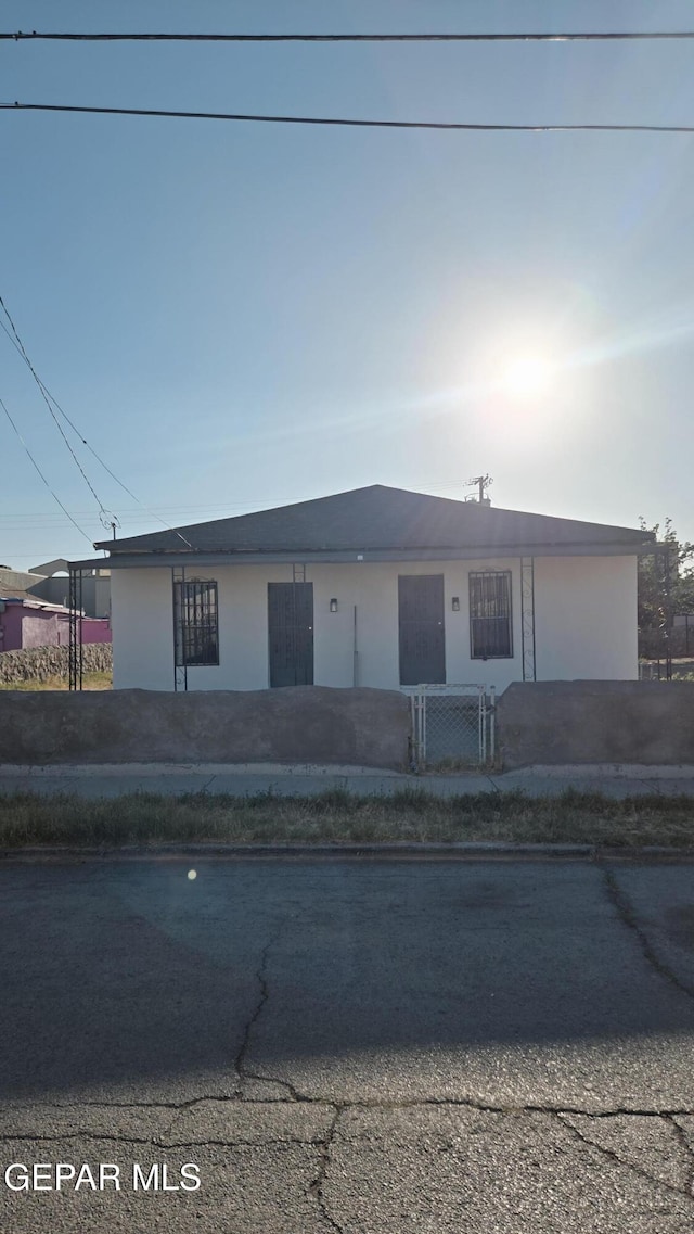 209 Hardesty Pl Unit 1 & 2, El Paso, TX 79905 - view of front facade
