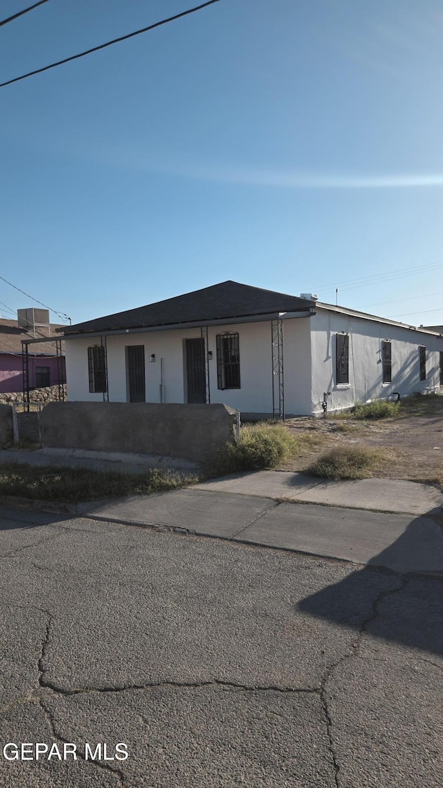209 Hardesty Pl Unit 1 & 2, El Paso, TX 79905 - view of front of house with stucco siding