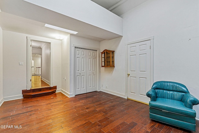 624 Mount Cristo Rey Ln, El Paso, TX 79922 - sitting room featuring wood finished floors and baseboards