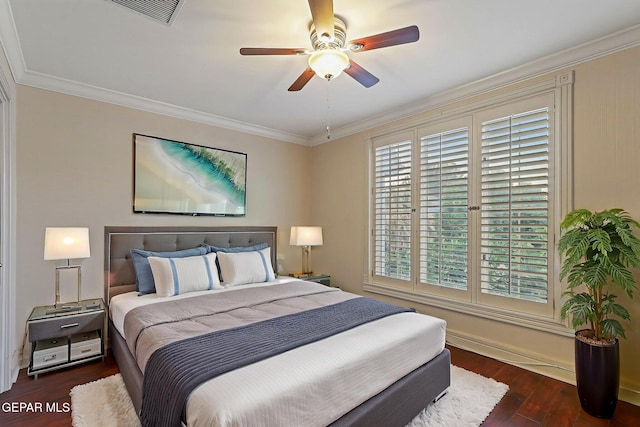 624 Mount Cristo Rey Ln, El Paso, TX 79922 - bedroom with wood finished floors, crown molding, and ceiling fan
