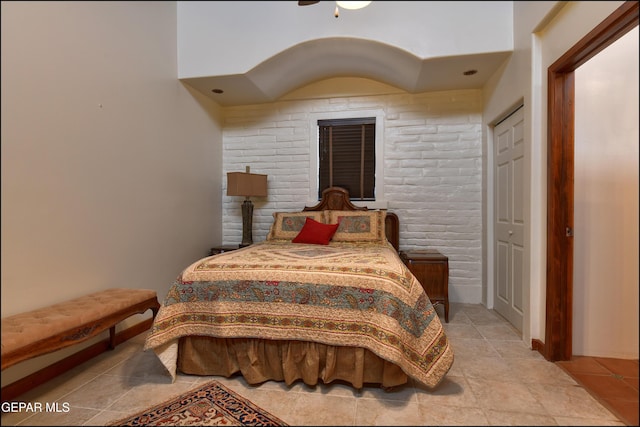 5401 Tierra Vista Dr, El Paso, TX 79932 - bedroom featuring a ceiling fan