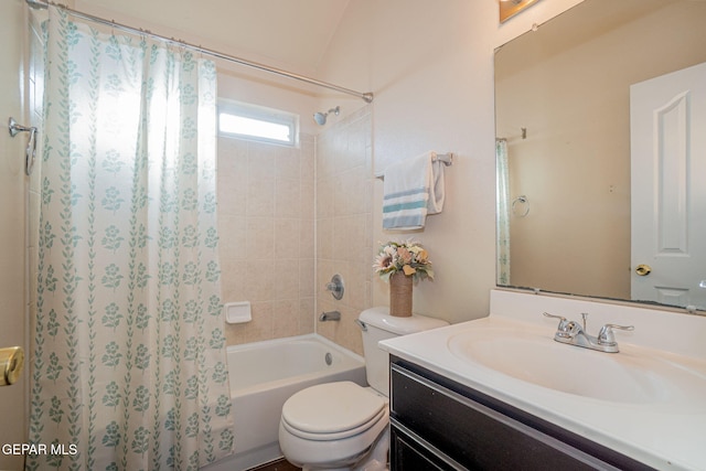 527 Longleaf Pl, El Paso, TX 79928 - full bathroom with vanity, toilet, and shower / tub combo