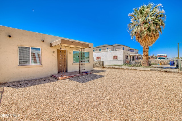 8929 Robert Dr Unit 1 & 2, El Paso, TX 79904 - exterior space with fence