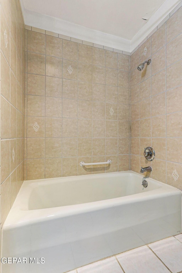 4800 N Stanton St Unit 87, El Paso, TX 79902 - full bath with tile patterned flooring and shower / washtub combination
