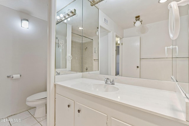 4800 N Stanton St Unit 87, El Paso, TX 79902 - full bath featuring toilet, visible vents, tile patterned flooring, vanity, and a shower