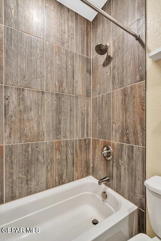 14920 Tierra Fortaleza Ave, El Paso, TX 79938 - full bath with toilet and bathtub / shower combination