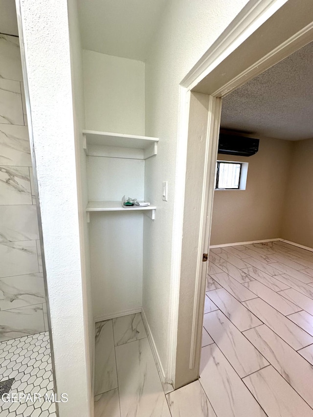 45 S Boone St, El Paso, TX 79905 - view of closet