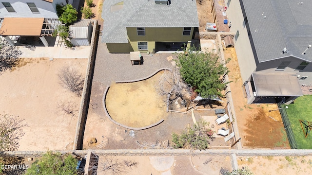 aerial view of property and surrounding area