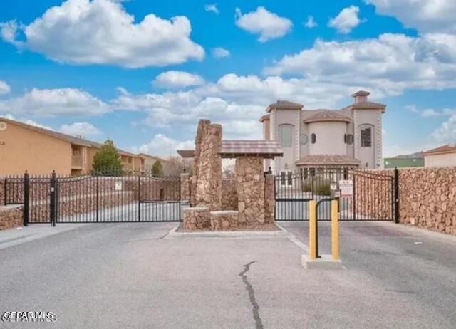 12281 Costa Brava Dr, El Paso, TX 79936 - gate with fence
