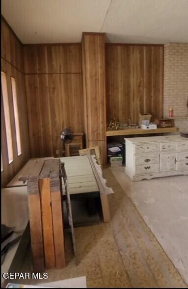 3433 Dialrock Ln, El Paso, TX 79935 - relaxing sauna / steam room with wood walls