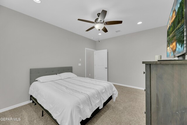 bedroom featuring carpet, recessed lighting, baseboards, and a ceiling fan