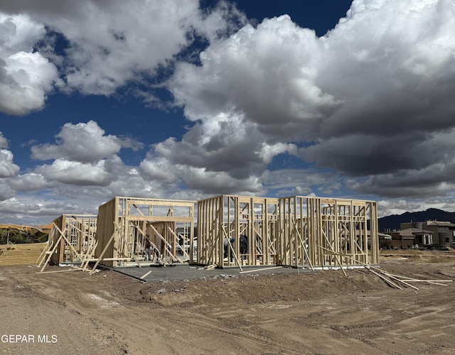 332 Rio Del Rancho Ct, El Paso, TX 79932 - view of gate