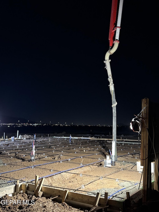 332 Rio Del Rancho Ct, El Paso, TX 79932 - view of yard at night