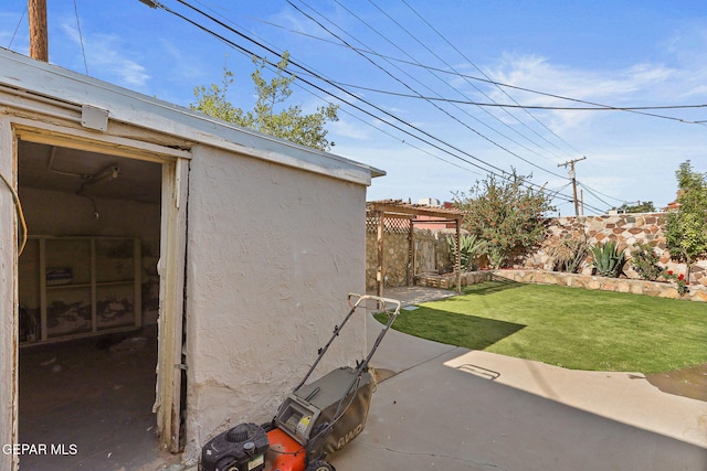 view of yard with a patio area