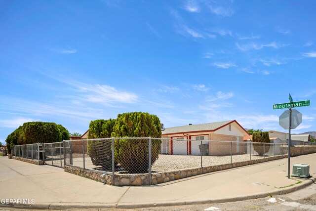 9921 Minuteman St, El Paso, TX 79924 - photo 4