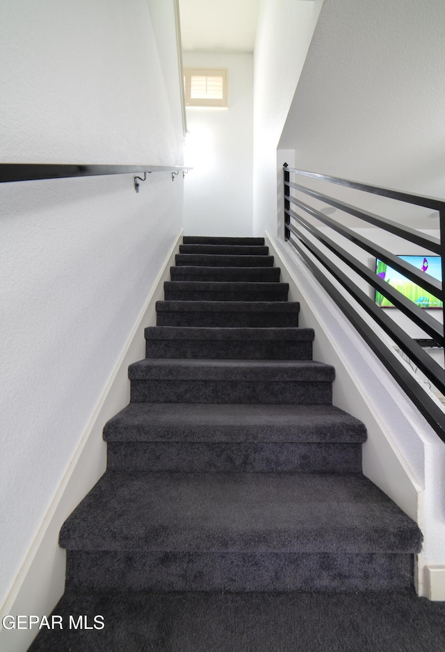 13673 Samlesbury Ave, Horizon City, TX 79928 - view of stairway