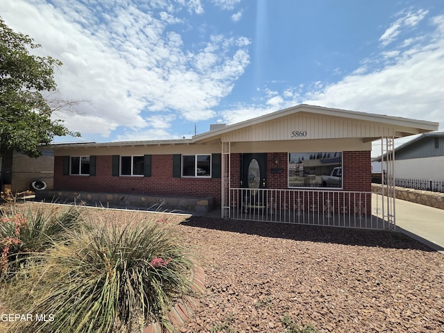 5860 Falcon Ave, El Paso, TX 79924 - photo 1