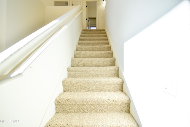 12093 Rathmore Dr, El Paso, TX 79928 - view of staircase