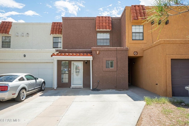 1594 Bengal Dr Unit F, El Paso, TX 79935 - photo 1